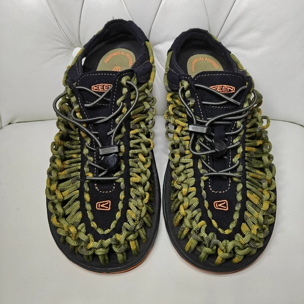 KEEN Uneek Bungee Cord Camo Green Black Braided Woven Sandals Men's Shoes Size 8